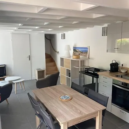 Holiday home Maison Proximite Centre-ville *