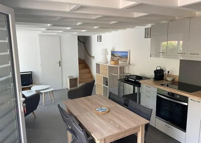 Holiday home Maison Proximite Centre-ville *